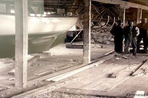 Bilde av Ny båt under bygging i 1920